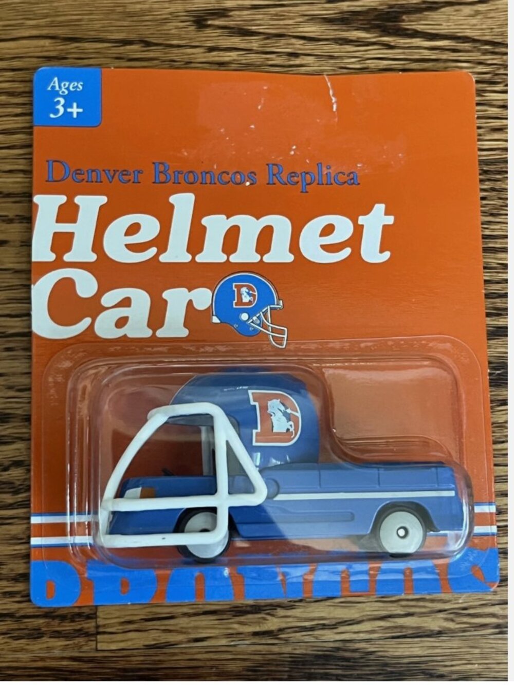 DENVER BRONCOS DIECAST HELMET CAR CHIEFS VS. BRONCOS GIVEAWAY 01/05/2025